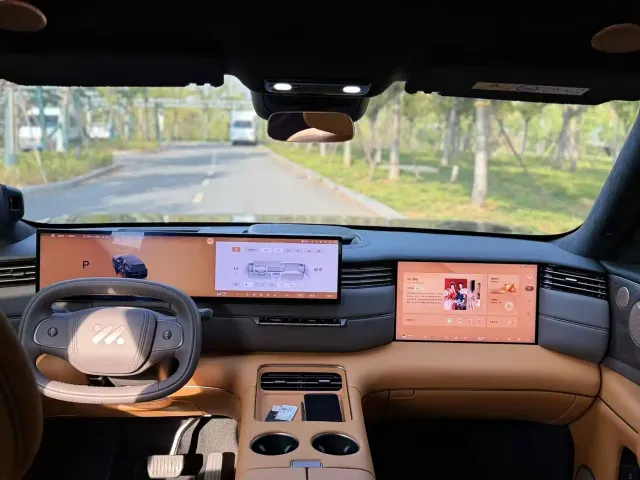 IM Motors LS8 — Фото автомобиля 9