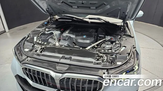 BMW 5-Series 5 серия (G60) 530i xDrive M Sport — Фото автомобиля 6