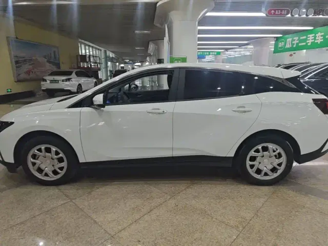 Buick Velite 6 — Фото автомобиля 5