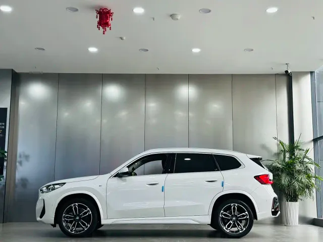 BMW X1 — Фото автомобиля 16