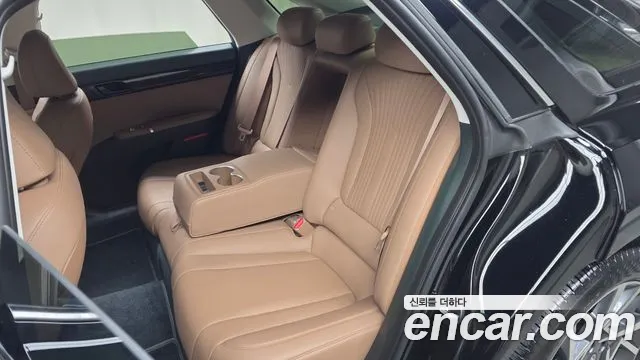 Hyundai Grandeur GN7 — Фото автомобиля 18