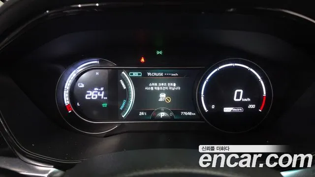 Kia Niro — Фото автомобиля 10