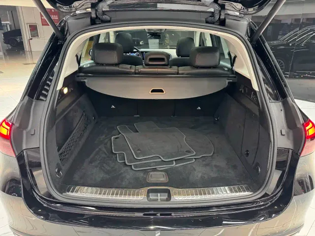 Mercedes-Benz GLE-Class — Фото автомобиля 14