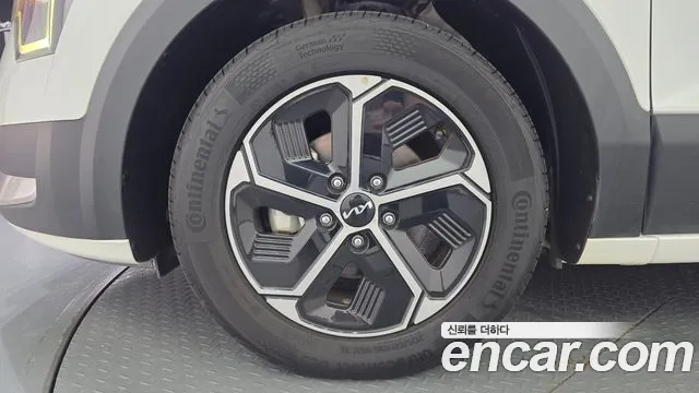 Kia Niro The All New Niro — Фото автомобиля 5