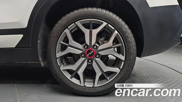 Kia Seltos Seltos Бензин 1.6 турбо 2WD — Фото автомобиля 6