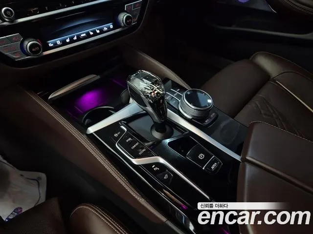 BMW 5 Series G30 — Фото автомобиля 8