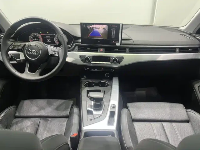 Audi A4L — Фото автомобиля 5