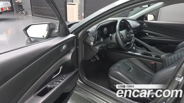 Hyundai Avante CN7 — Фото автомобиля 10