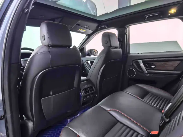 Land Rover Discovery Sport — Фото автомобиля 8