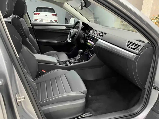 Skoda Superb — Фото автомобиля 18