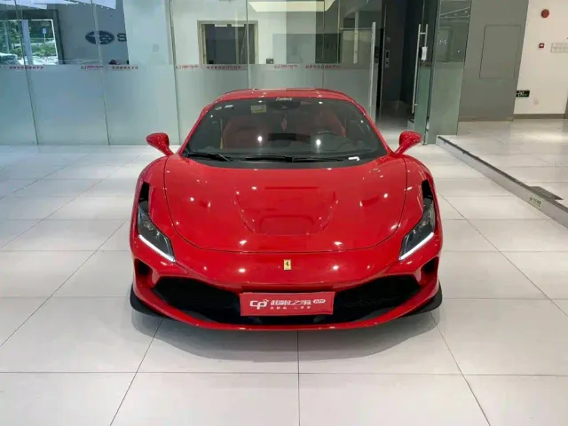 Ferrari F8 — Фото автомобиля 2