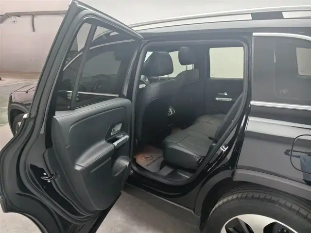 Mercedes-Benz GLB-Class — Фото автомобиля 6
