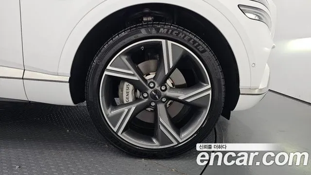 Genesis GV80 — Фото автомобиля 6