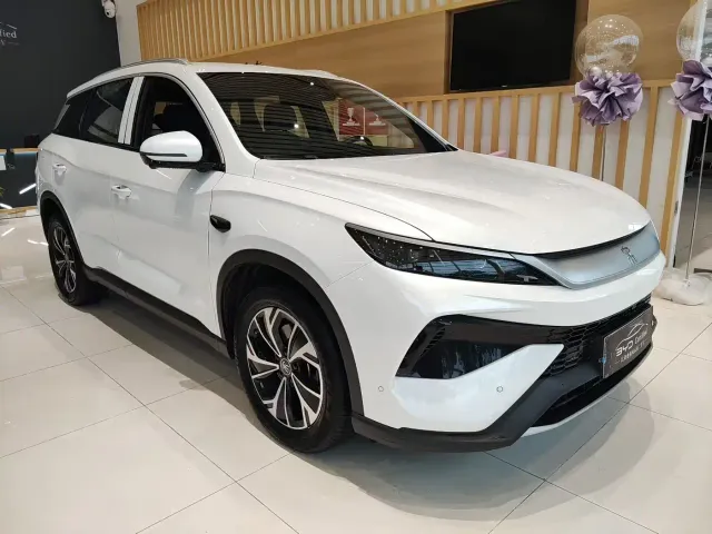 BYD Song Pro — Фото автомобиля 3