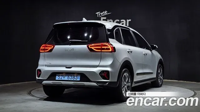 Kia Niro Niro Plus Air — Фото автомобиля 2