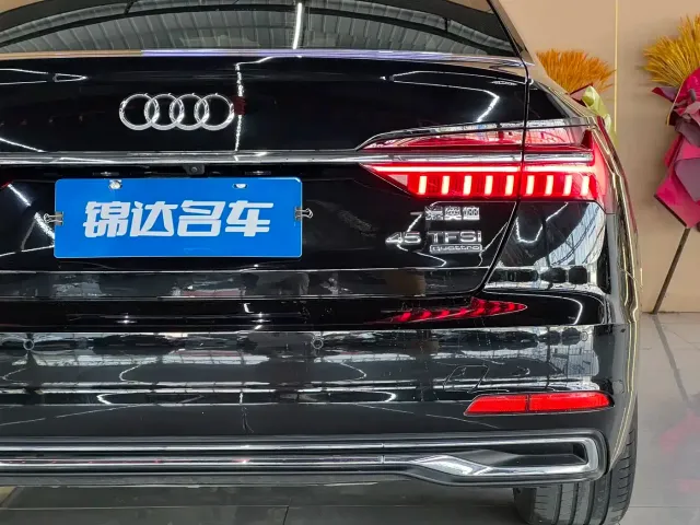 Audi A6L — Фото автомобиля 8