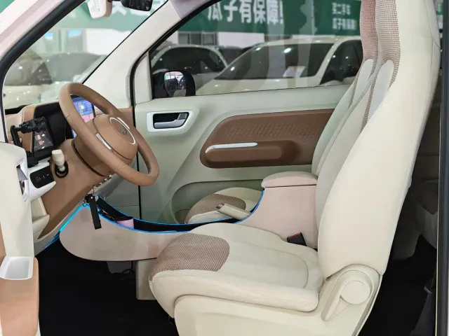 Wuling Hongguang Mini EV — Фото автомобиля 6