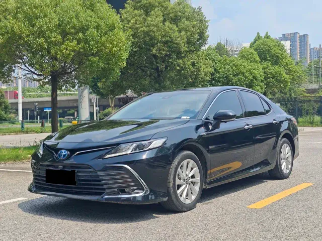 Фотография автомобиля — Toyota Camry