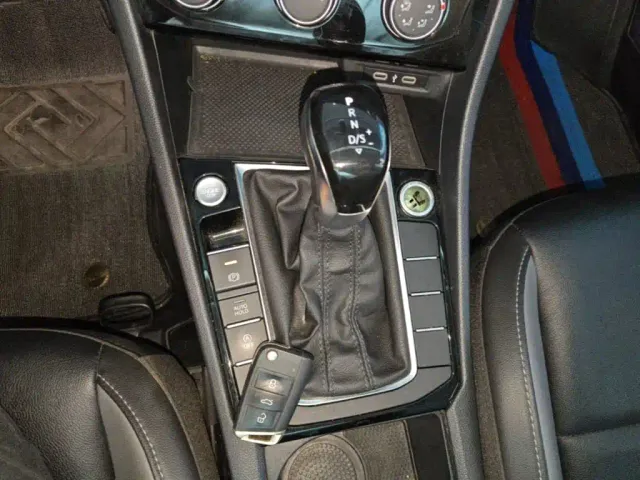 Volkswagen Sagitar — Фото автомобиля 13