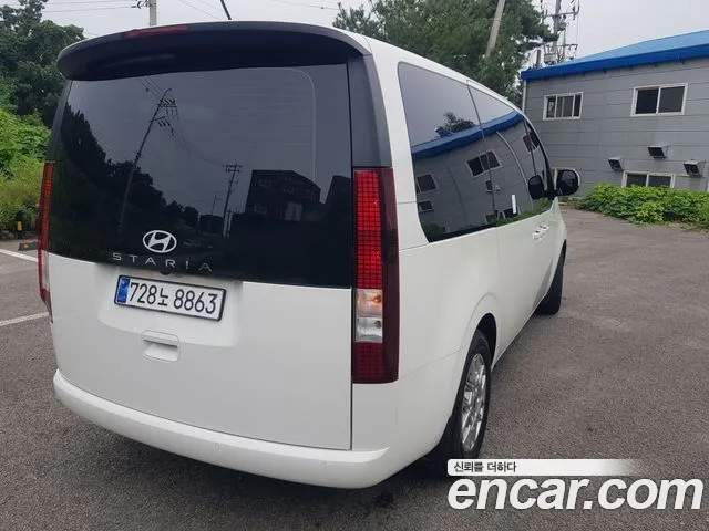 Hyundai Staria Staria Tourer 11 мест — Фото автомобиля 2