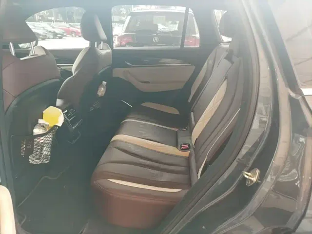 Geely Xingyue L — Фото автомобиля 16