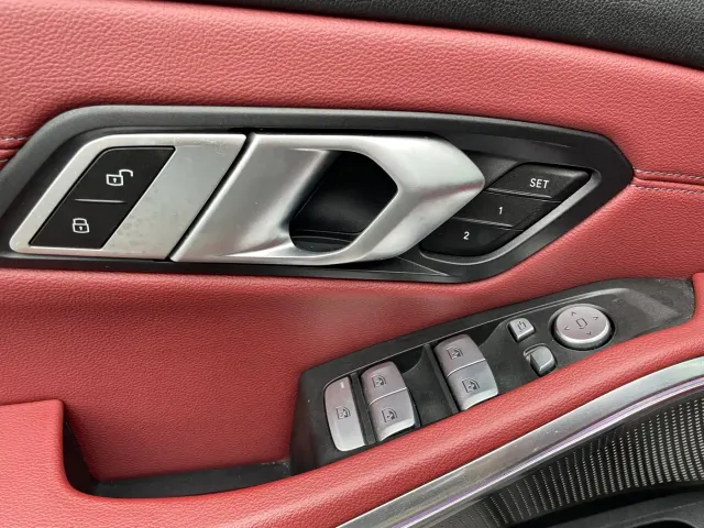 BMW 3 Series — Фото автомобиля 4