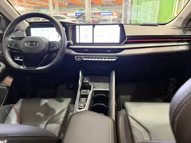 Geely Binrui — Фото автомобиля 4