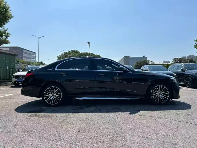 Mercedes-Benz C-Class — Фото автомобиля 4