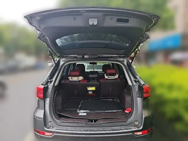 Changan CS75 — Фото автомобиля 9