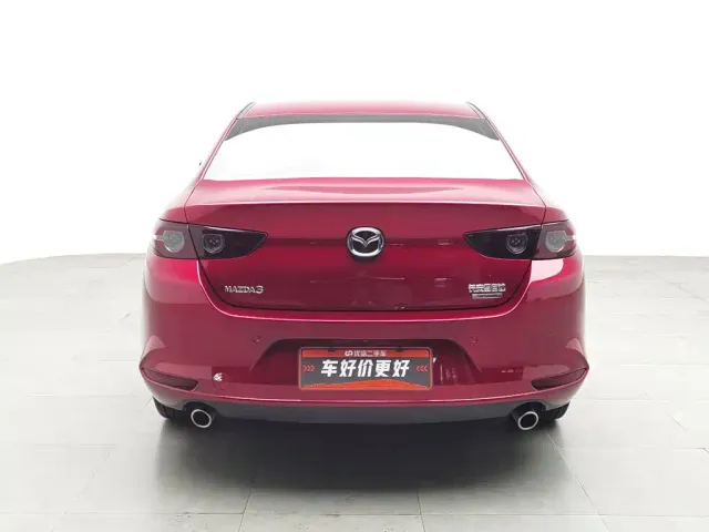 Mazda Axela — Фото автомобиля 4