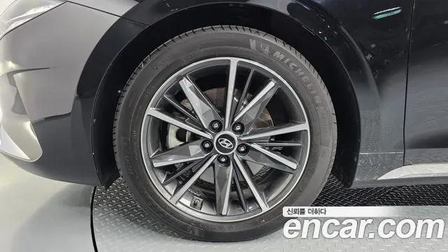 Hyundai Grandeur Grandeur (New) — Фото автомобиля 4