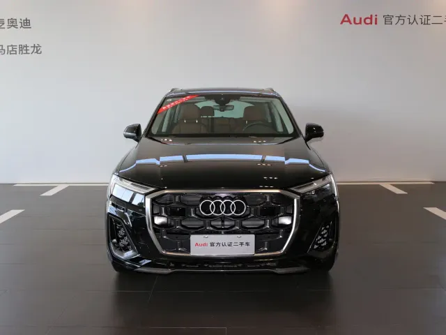 Audi Q7 — Фото автомобиля 2