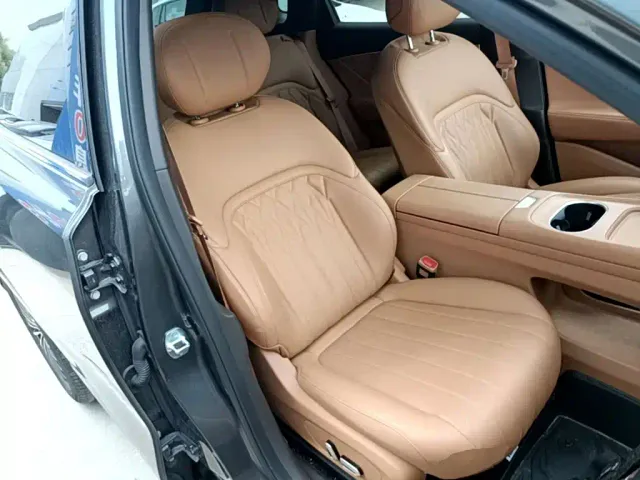 Dongfeng Aeolus L8 — Фото автомобиля 6