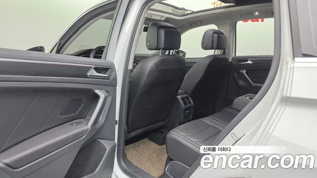 Volkswagen Tiguan Tiguan 2 поколение 2.0 TDI Prestige — Фото автомобиля 17