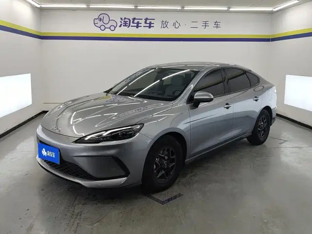 Фотография автомобиля — BYD Seal 05 DM-i