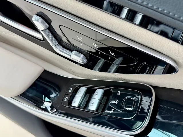 Mercedes-Benz Maybach S-Class — Фото автомобиля 11