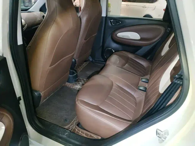 Wuling Bingo — Фото автомобиля 16