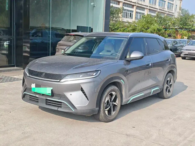 Фотография автомобиля — BYD Yuan UP