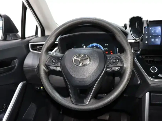 Toyota Corolla Cross — Фото автомобиля 13