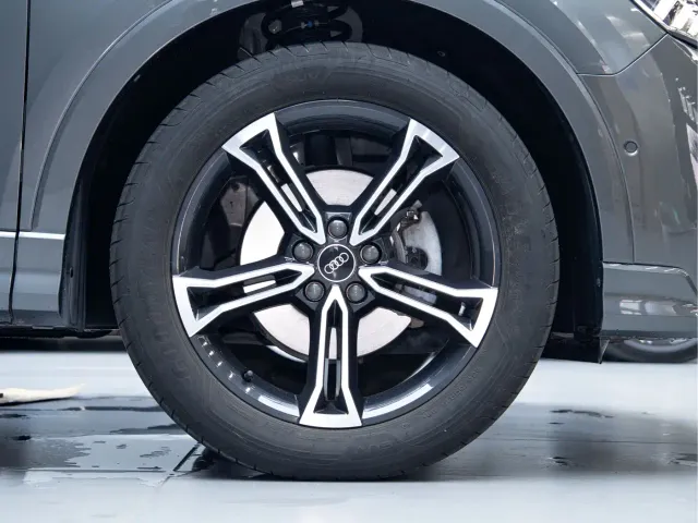 Audi Q3 — Фото автомобиля 21