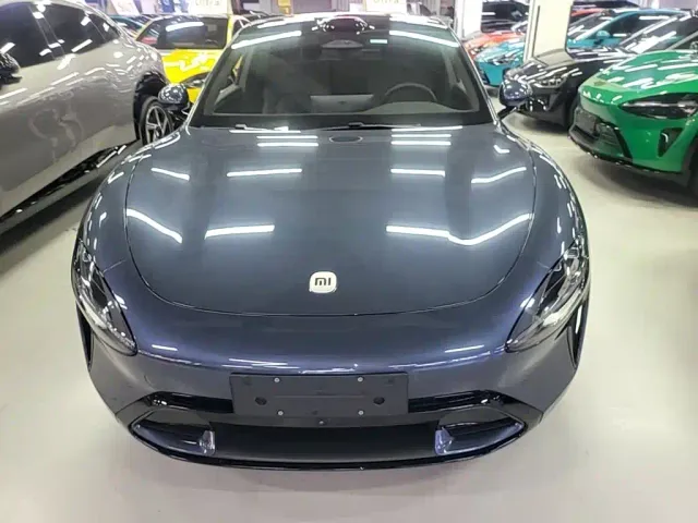Xiaomi SU7 — Фото автомобиля 2