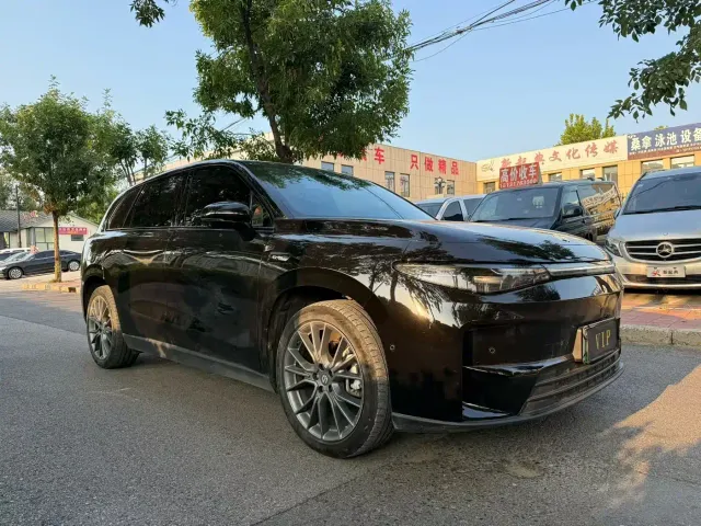 Leapmotor C10 — Фото автомобиля 3