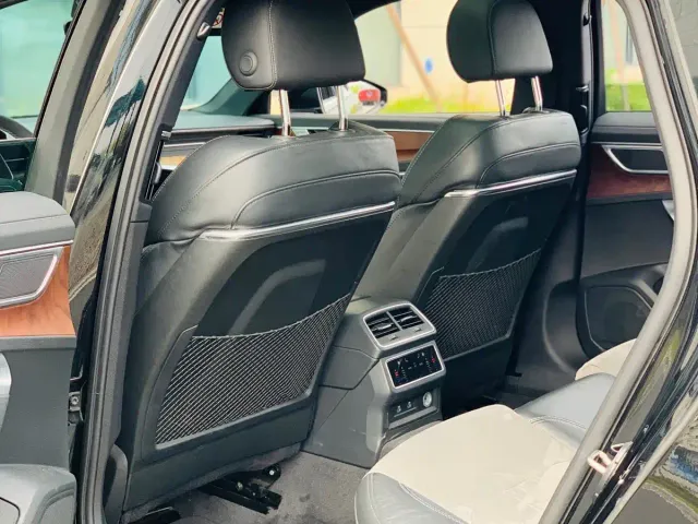 Audi A6L — Фото автомобиля 16