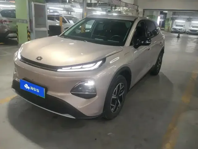 Фотография автомобиля — Changan Qiyuan Q05