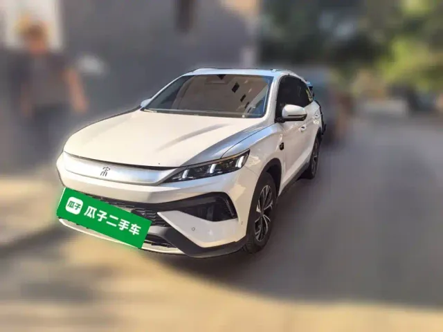 Фотография автомобиля — BYD Song Pro