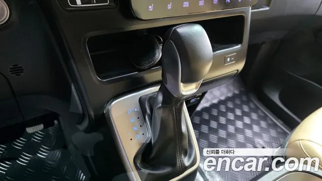 Hyundai Staria Staria Карго 5 мест — Фото автомобиля 8