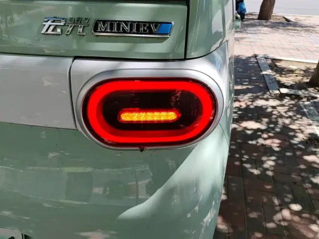Wuling Hongguang Mini EV — Фото автомобиля 7