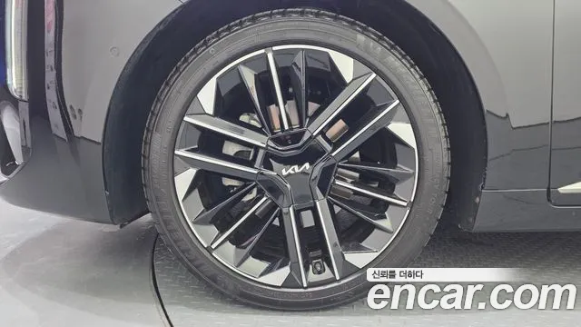 Kia K8 Signature — Фото автомобиля 5