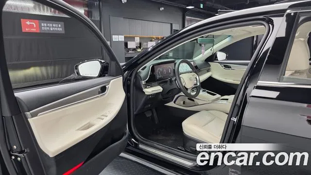 Hyundai Grandeur Новый Grandeur IG — Фото автомобиля 10