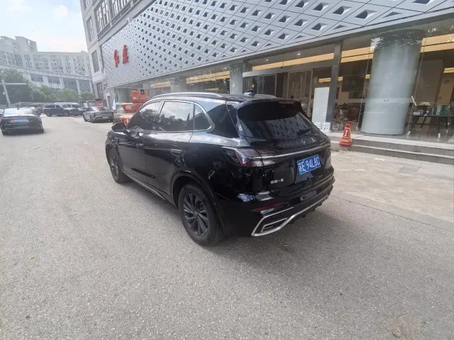 Hongqi HS5 — Фото автомобиля 6